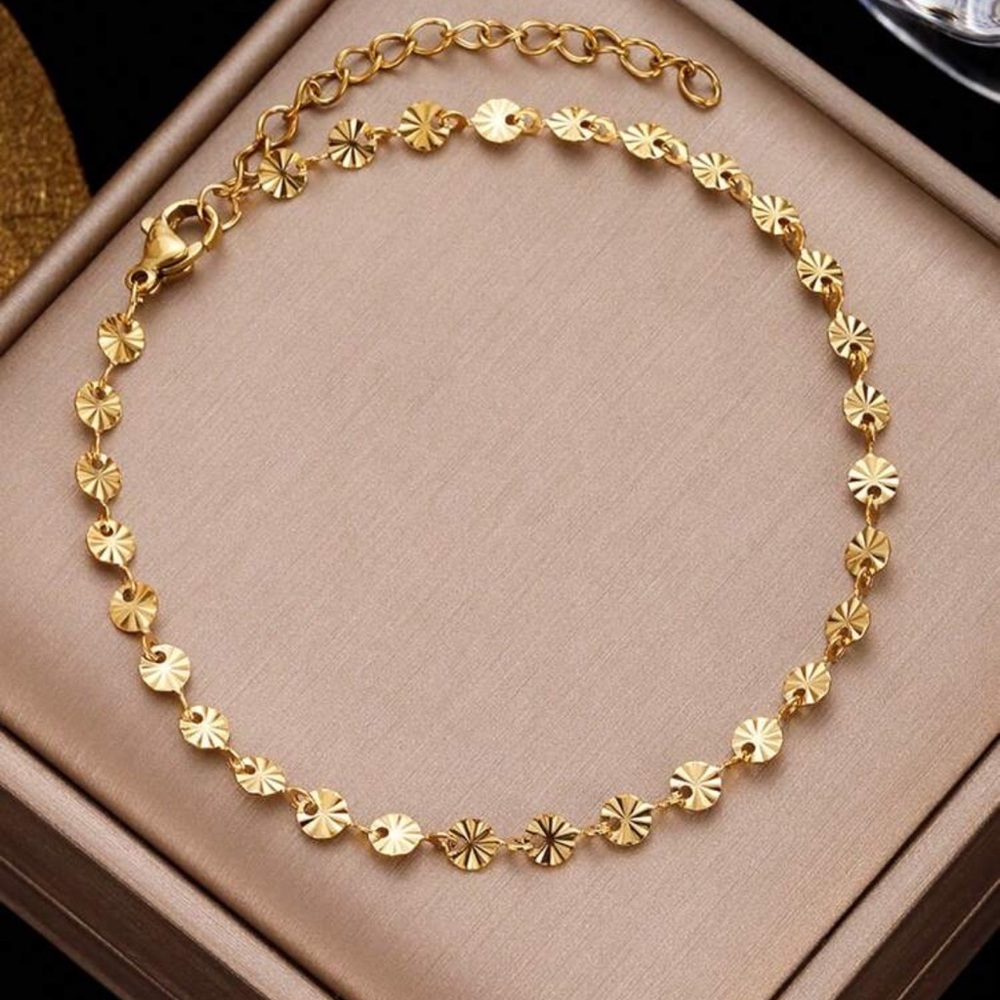 Gold Floral Necklace